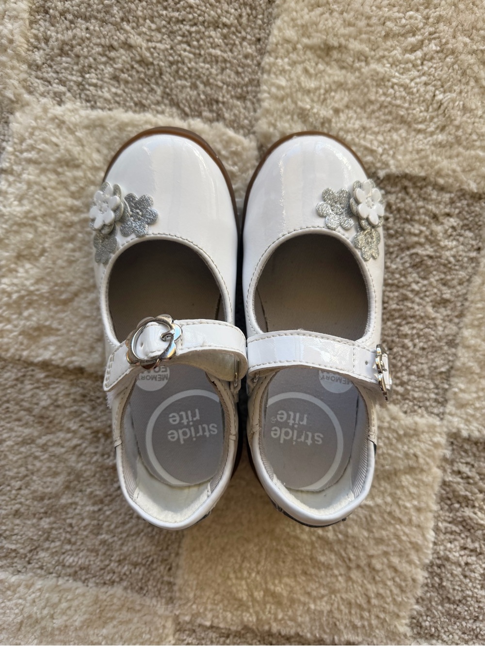 Stride Rite Holly Mary Jane Shoes with Memory Foam Insole - size Kids 10.5